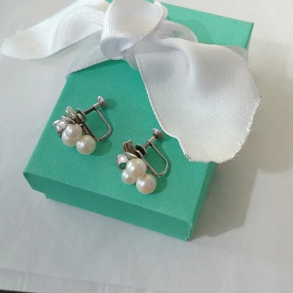 Vintage Sterling Silver+ Pearl Screwback Earrings in Grape Cluster Design